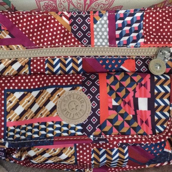 Kipling Syro Crossbody Bag NWOT! - Picture 8 of 14